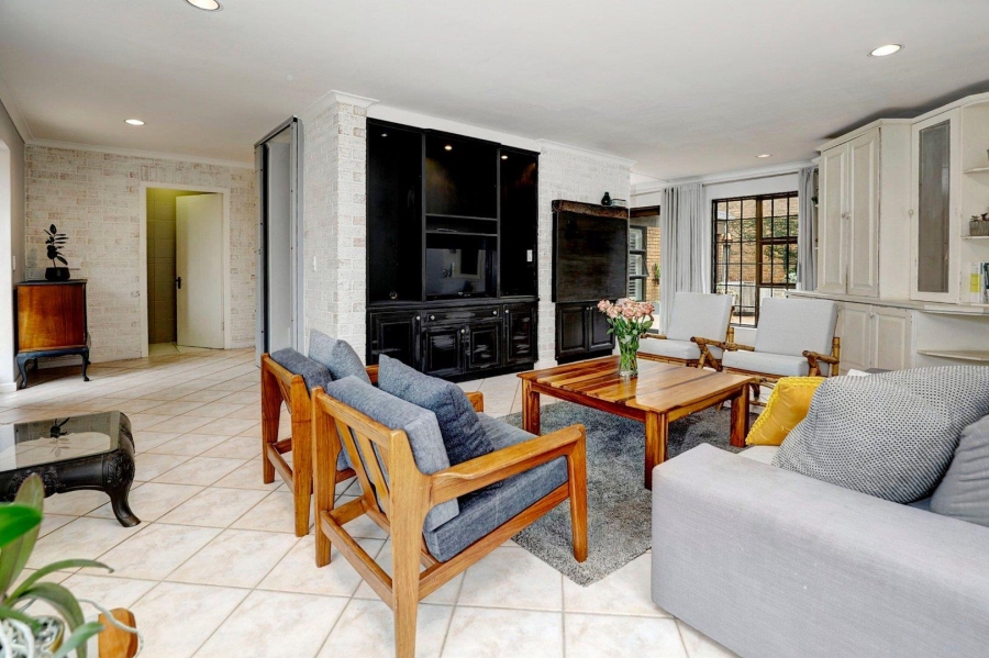 4 Bedroom Property for Sale in Welgemoed Western Cape